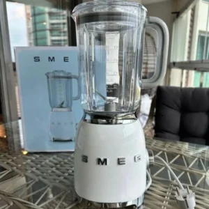 800W Speed 4 Luxury White Smeg Blender
