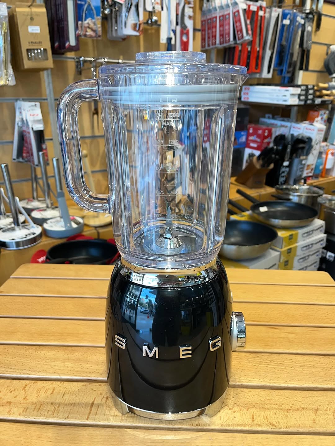 Durable Black Smeg Blender 50's Style