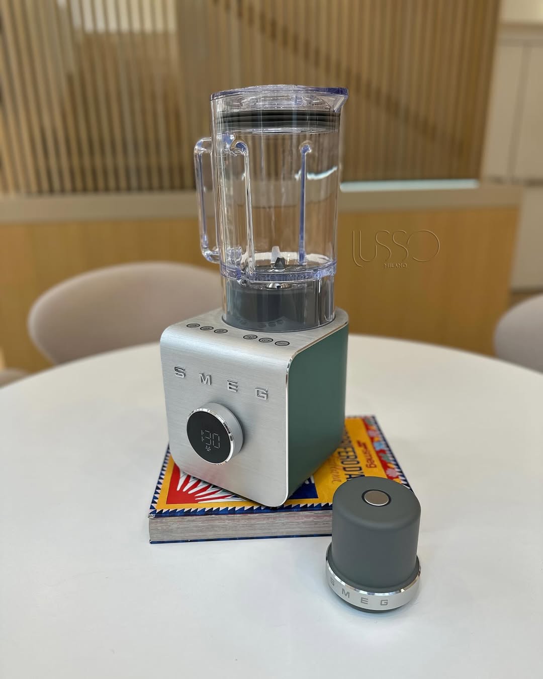 High Quality Emerald Green Smeg Blender