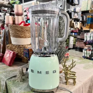 New 1.5L Pastel Green Smeg Blender