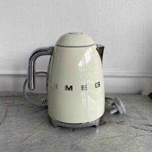 New & Original Cream Smeg 1.7L Kettle