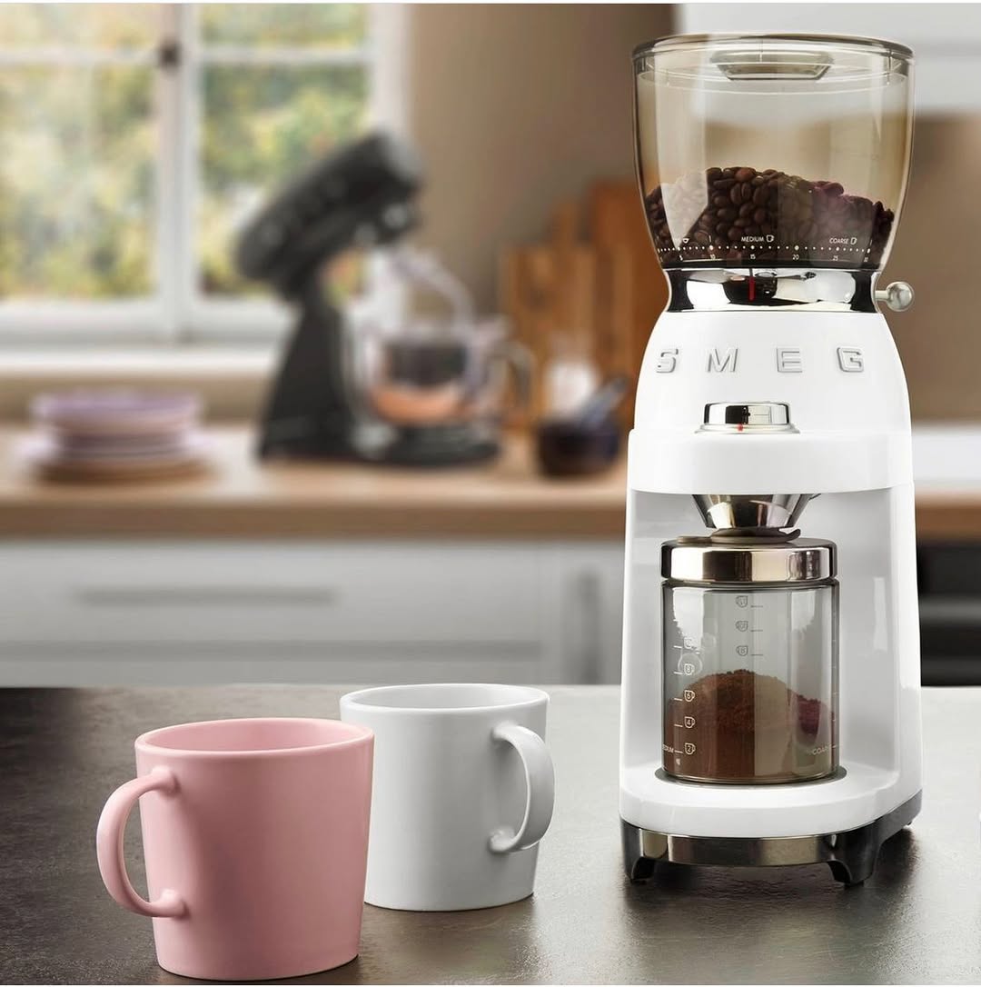 New White 50's Smeg Coffee Grinder 350g