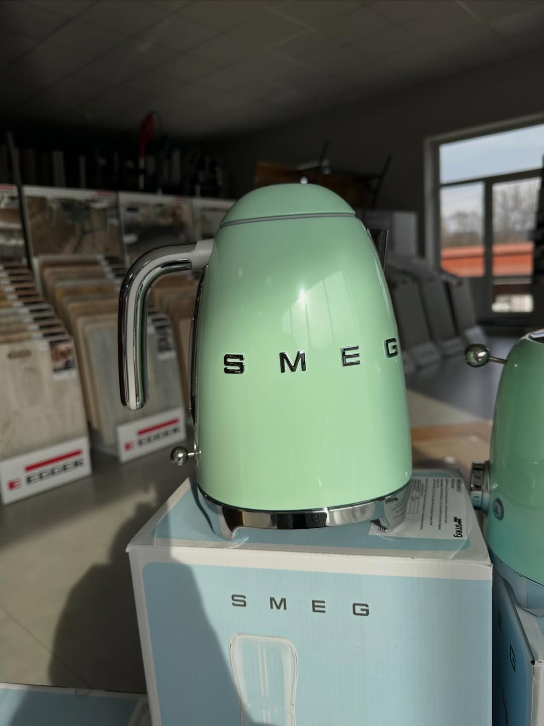 Original Pastel Green Smeg 1.7lt Kettle