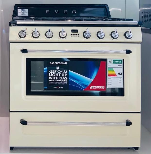 Premium 90cm Cream Smeg Cooker