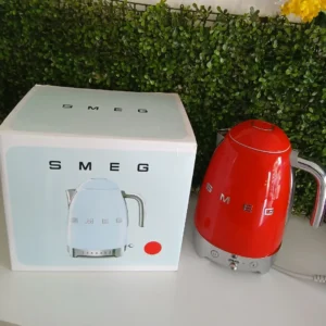 Red Retro Smeg Electric Kettle 1.7lt