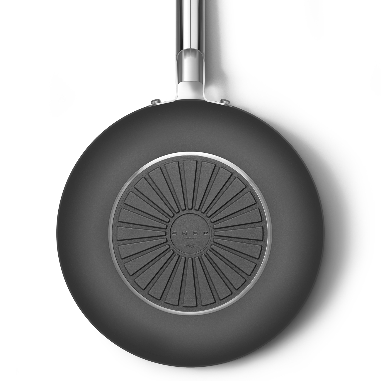 Smeg WOF3002BLM 30cm Non-Stick Wok - Black - view 4