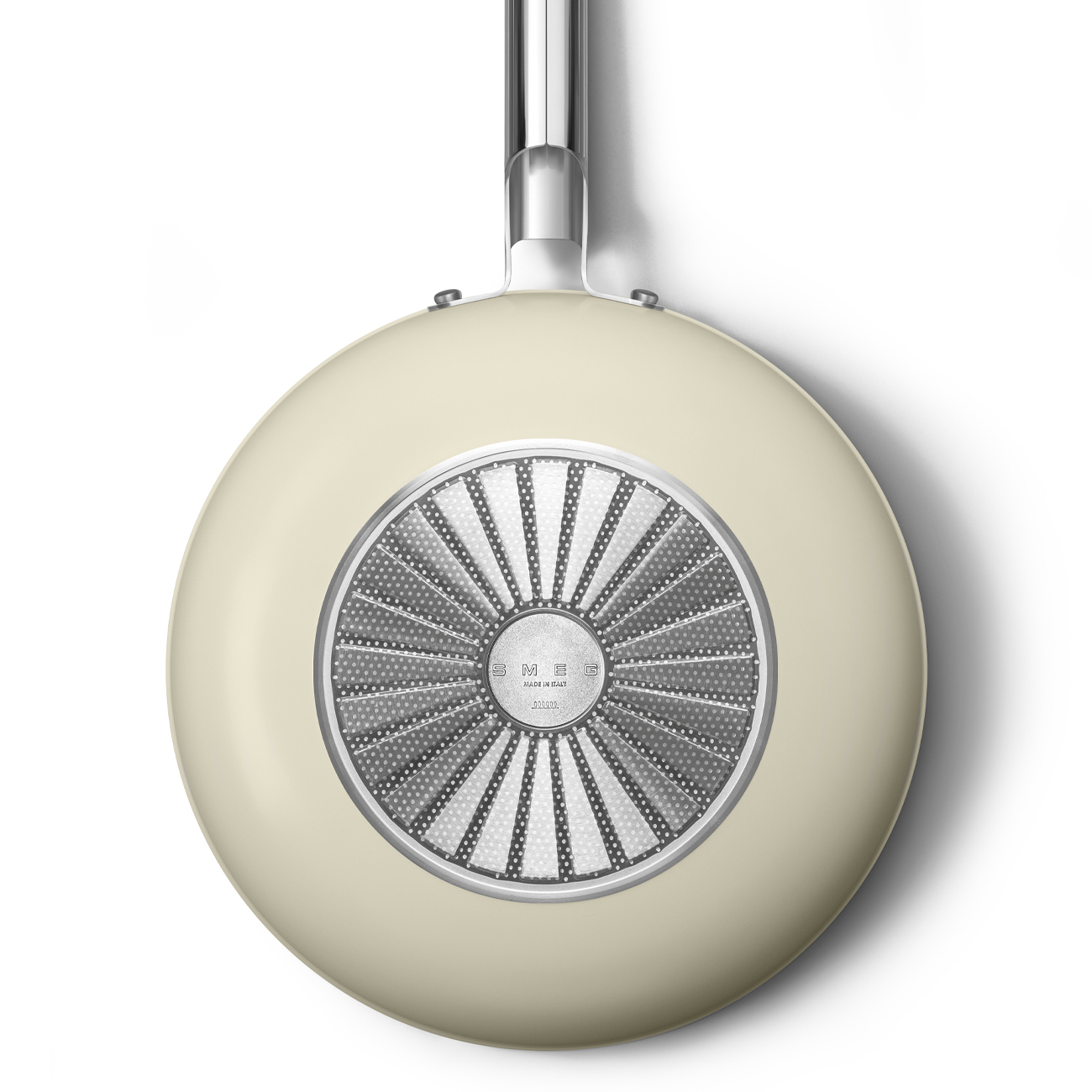 Smeg WOF3002CRM 30cm Non-Stick Wok - Cream - view 4