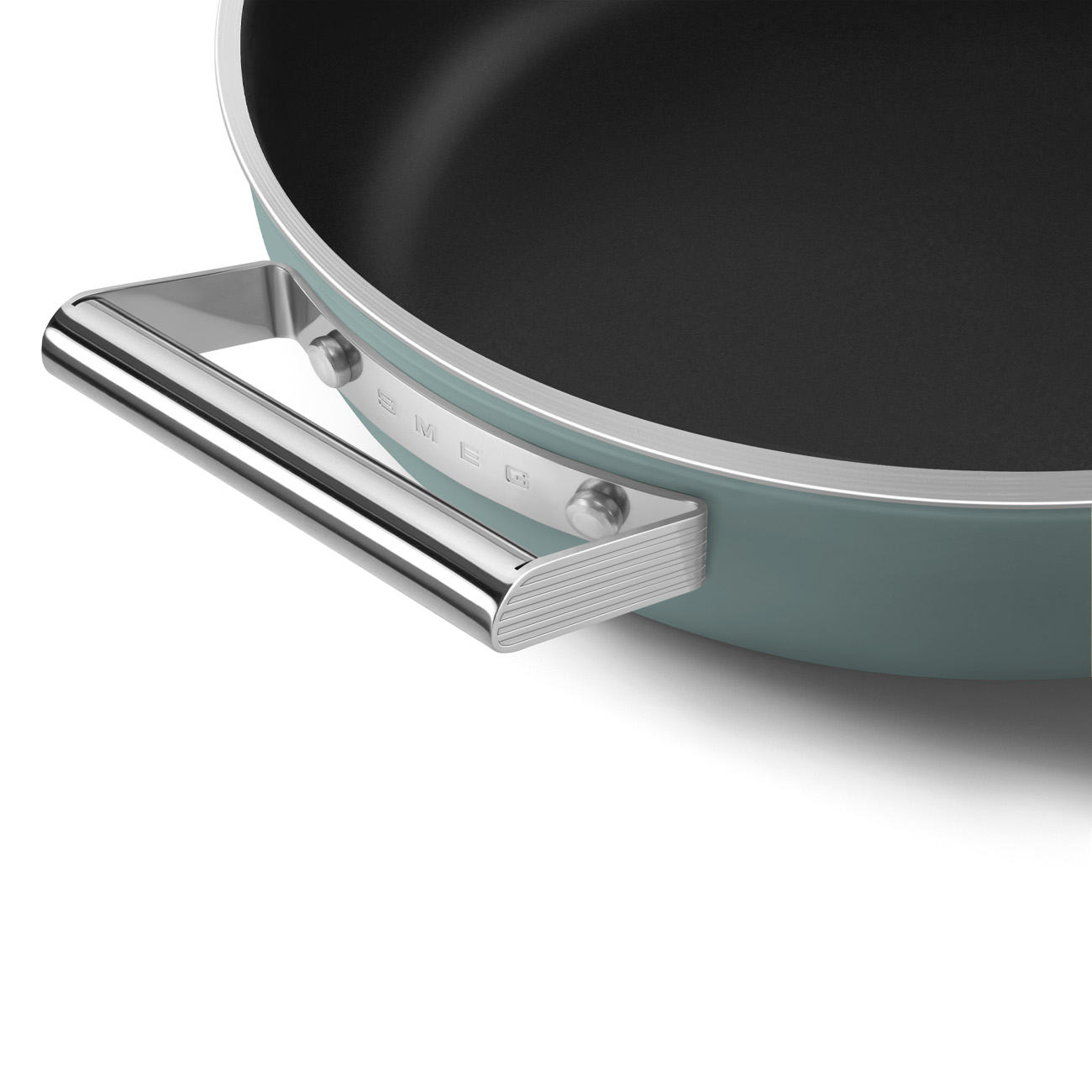 Smeg DPF2812EGM 28cm Non-Stick Deep Pan - Emerald Green - view 5