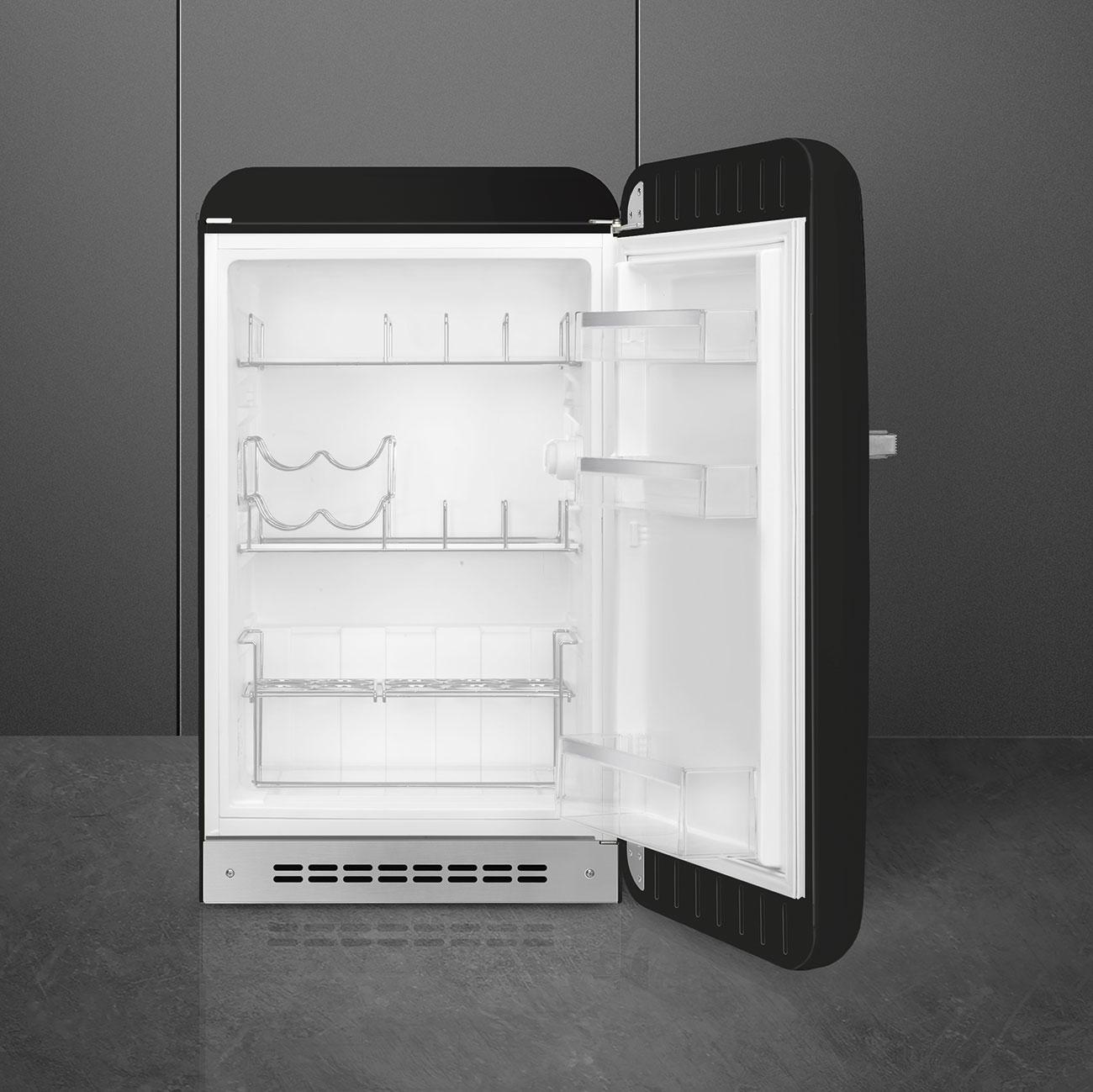 Smeg FAB10HRBL5 50's Style 50cm Bar Fridge - Black (Right Hinge) - view 3